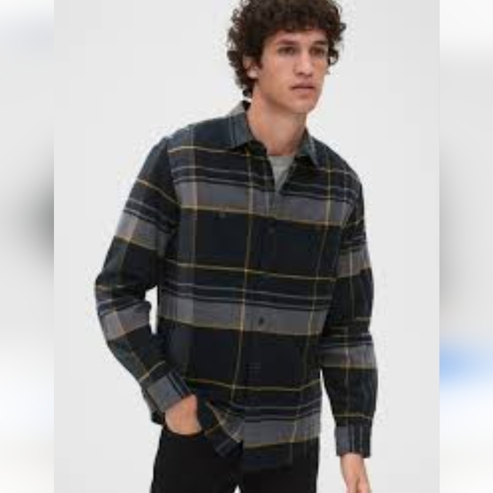 NWT GAP Standard Fit Plaid Cotton Button Up Shirt Size Large